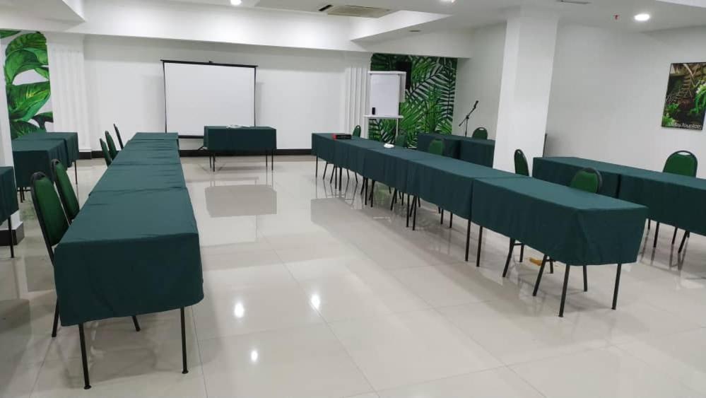 H Boutique Hotel Xplorer Loke Yew Kuala Lumpur Luaran gambar